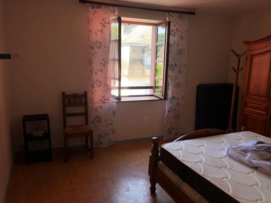 Joli Appartement Avec Terrasse Et Jardin - Vue Sur Montagne Bagnères-de-Bigorre Exterior foto